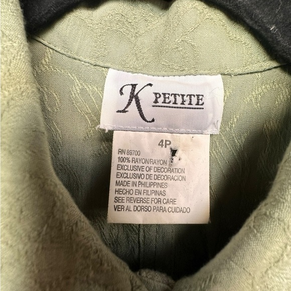 Vintage K Petite Women’s Floral Sheer Short Sleeve Button Down Crop Blouse - Picture 3 of 6